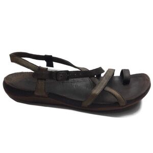Chaco Dorra Strappy Leather Crisscross Brown Outdoor Sandals Size 9